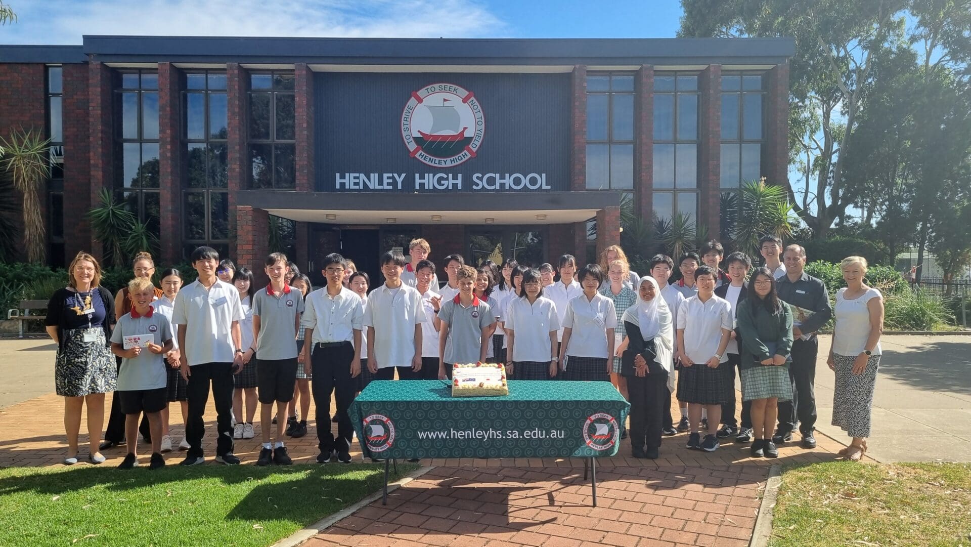 Henley High School and Kofu Daiichi High School celebrate 20 years of cultural education