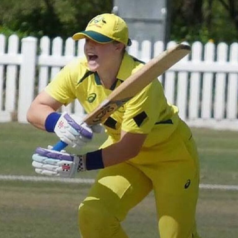 Courtney Lewis